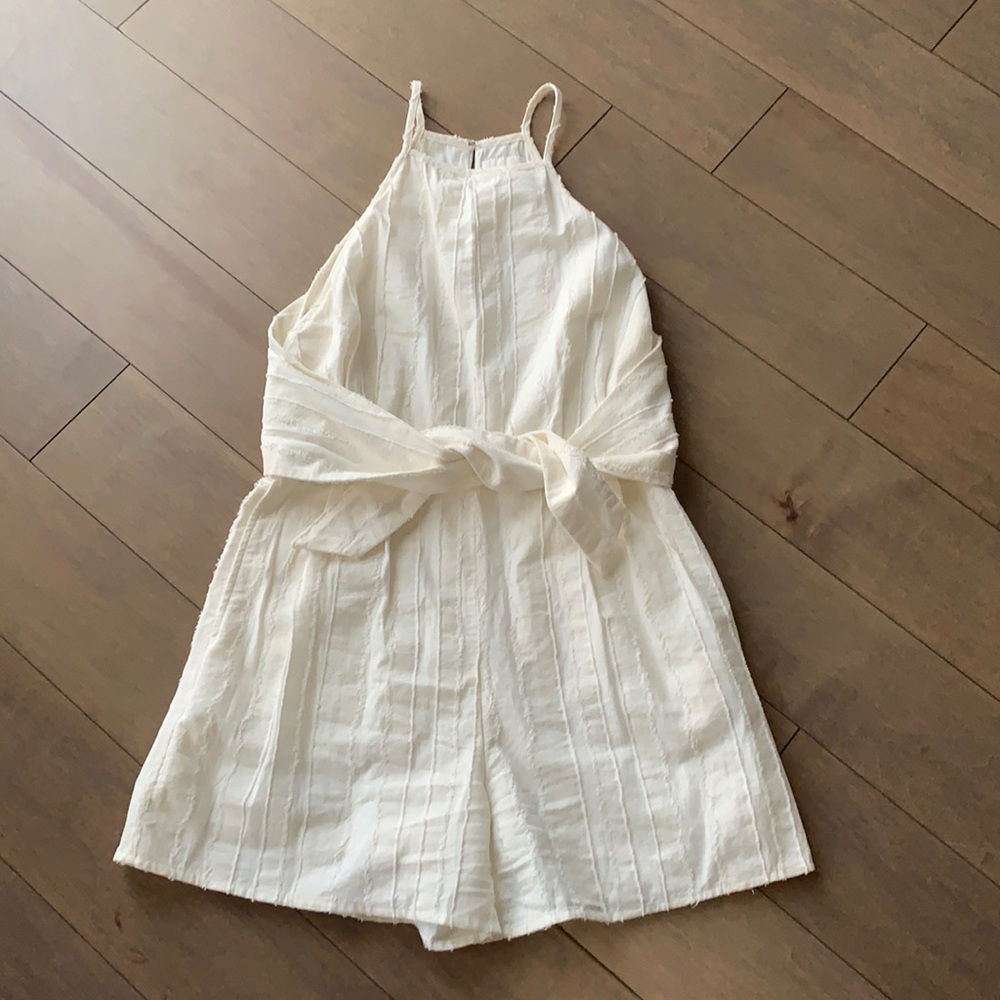 Anthropologie Theo Textured Romper XS White Like New Worn 2 Times - Picture 2 of 7